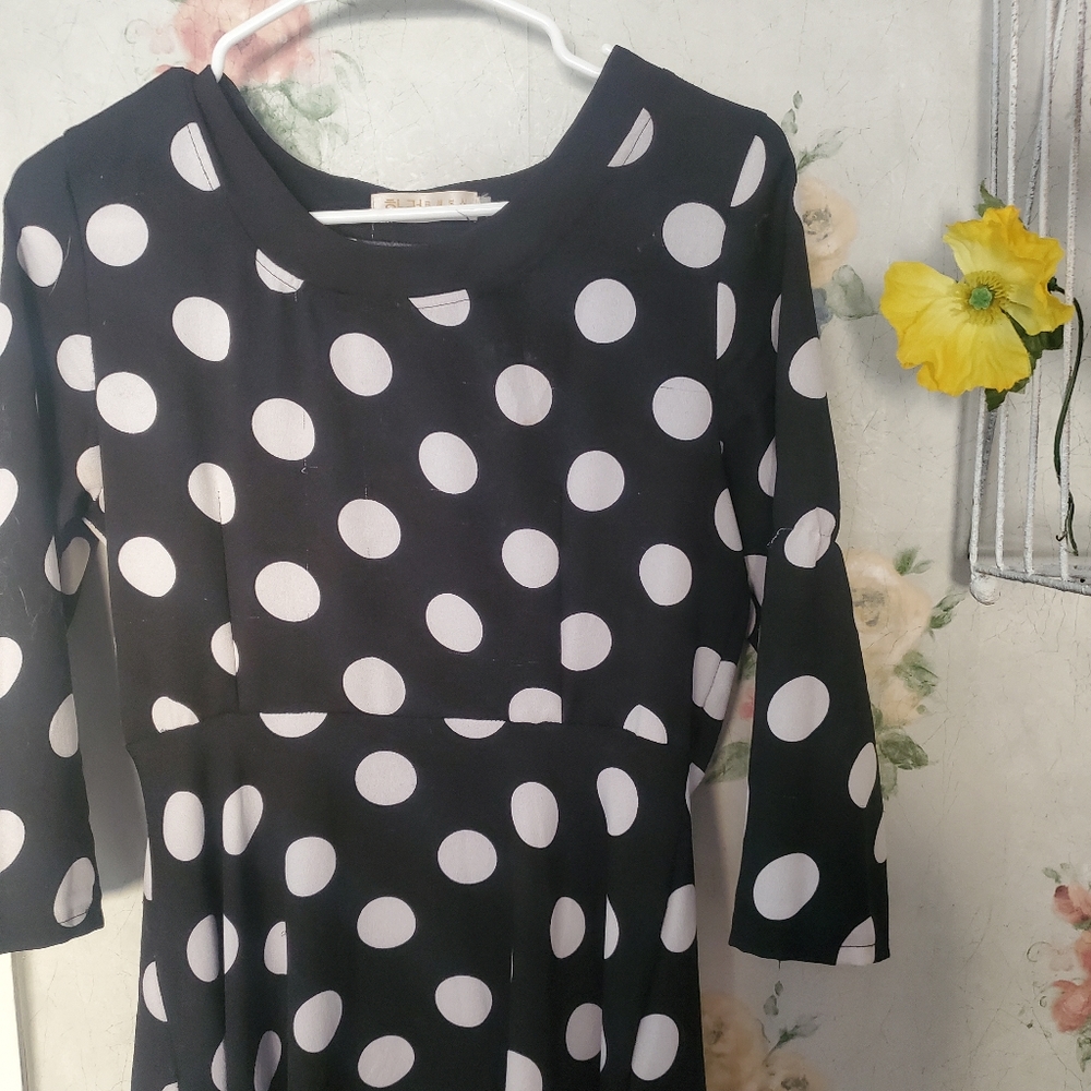 Womens dress M